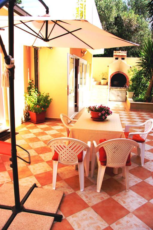 Apartments Iva Orebic Ruang foto