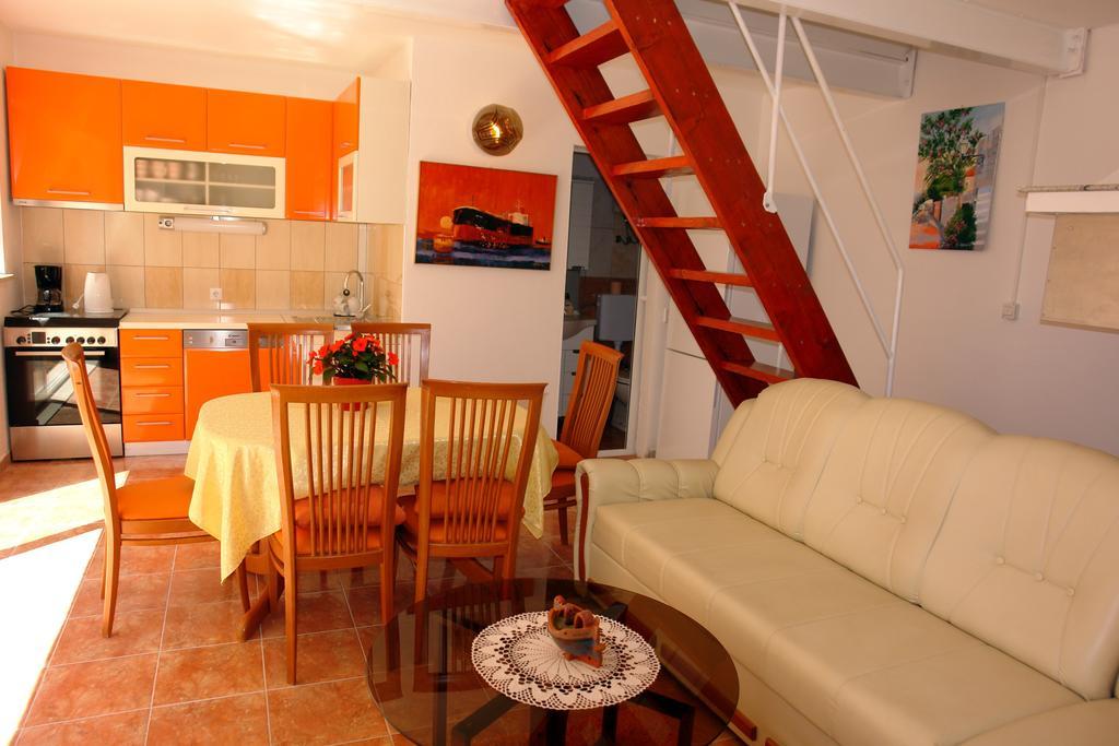 Apartments Iva Orebic Ruang foto