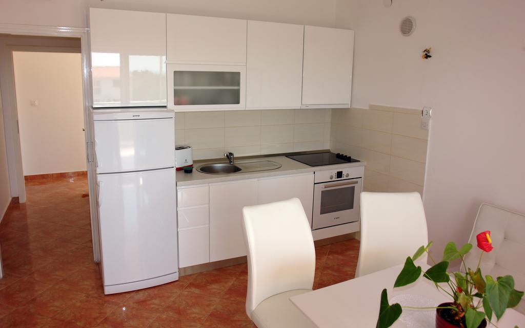Apartments Iva Orebic Ruang foto